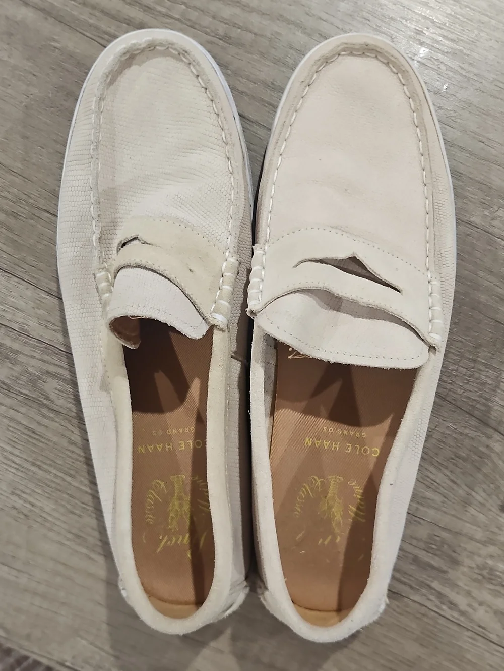 Cole Haan Pinch Maine Classic light cream suede loafers size 11